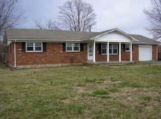382 Greenwood Ln, Bowling Green, KY 42104