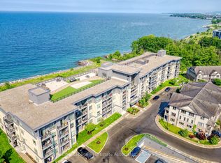 35 Southshore Cres #111, Hamilton, ON L8E 0J2