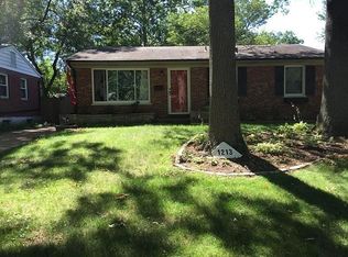 1213 Oakleaf Dr, Saint Louis, MO