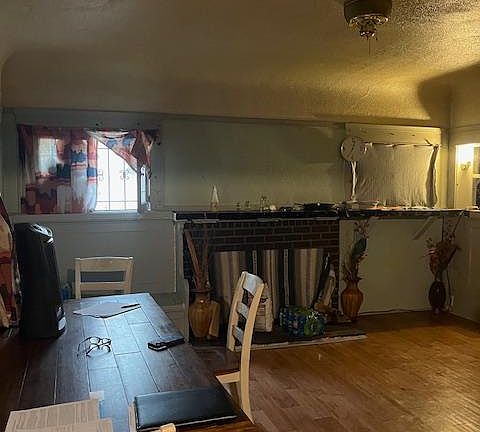 2nd image of 714 W Park St