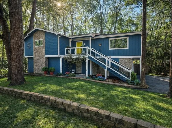 5505 White Pine Dr, Mobile, AL 36693