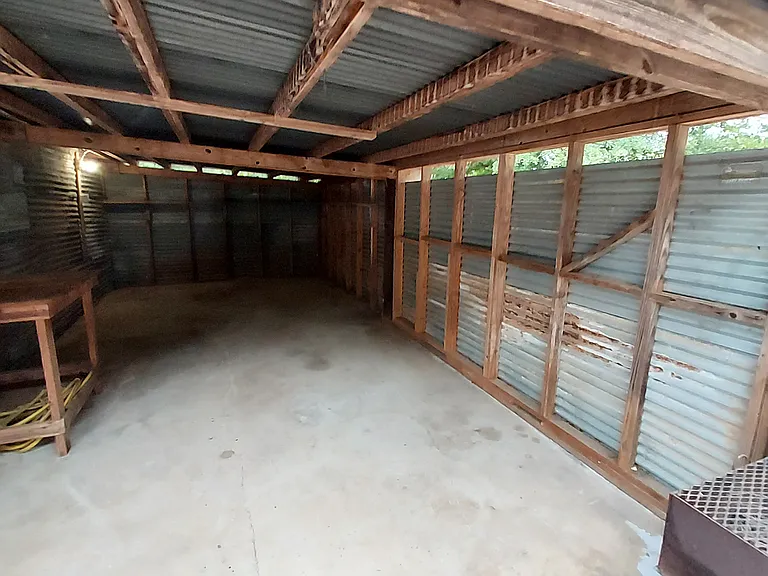 604 Mayflower Ln — Photo 20