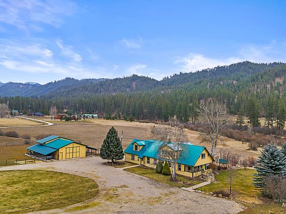 2nd image of 69 River Ranch Rd