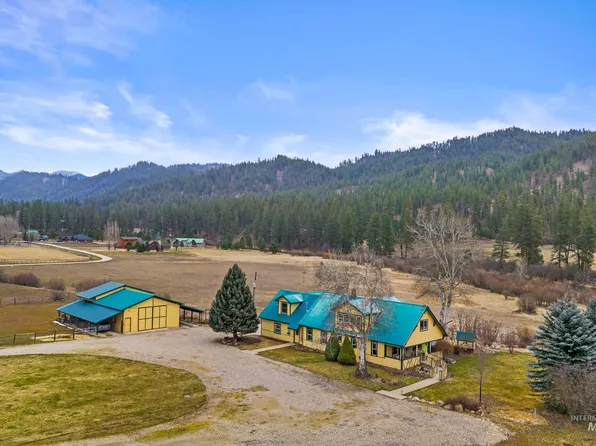 69 River Ranch Rd, Garden Valley, ID 83622