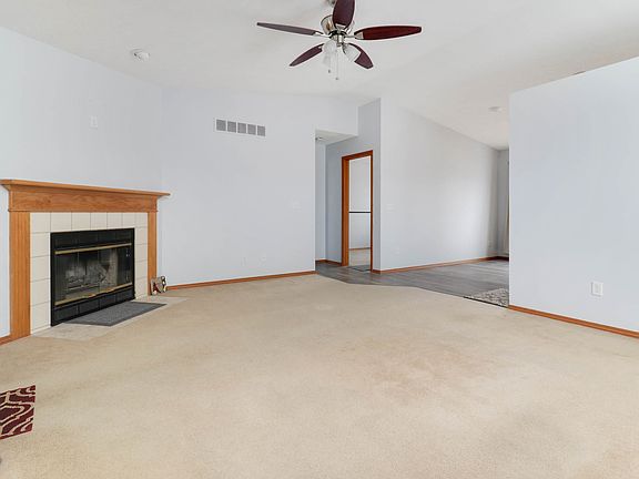 3rd image of 1801 Clearwater Ave APT A