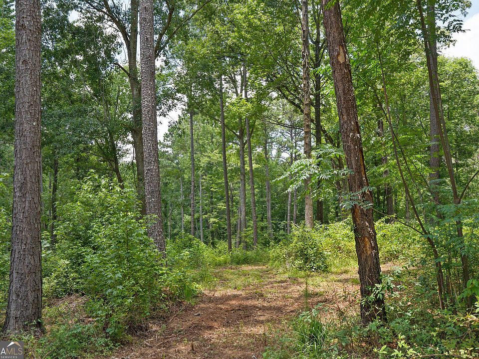 2nd image of 85 Askin Place Rd