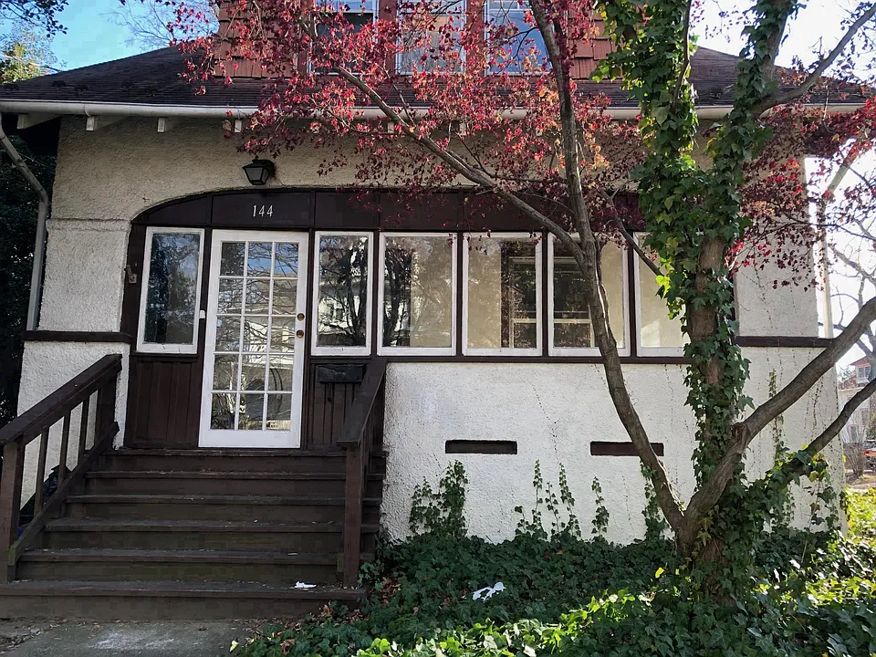 144 Fern Ave