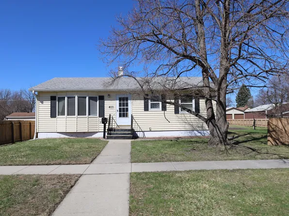 409 11th St N, Breckenridge, MN 56520