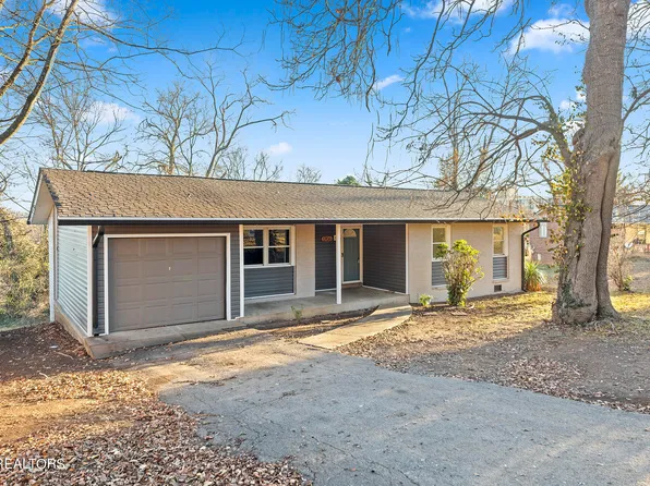 1706 Hazen St, Knoxville, TN 37915
