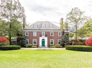 17600 S Woodland Rd, Shaker Heights, OH