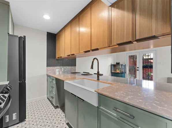 7125 Fair Oaks Ave APT 12, Dallas, TX 75231