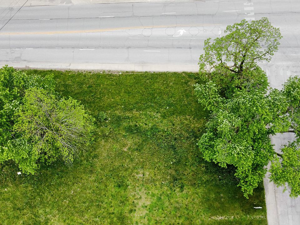 2nd image of 1601 Dr Andrew J Brown Ave