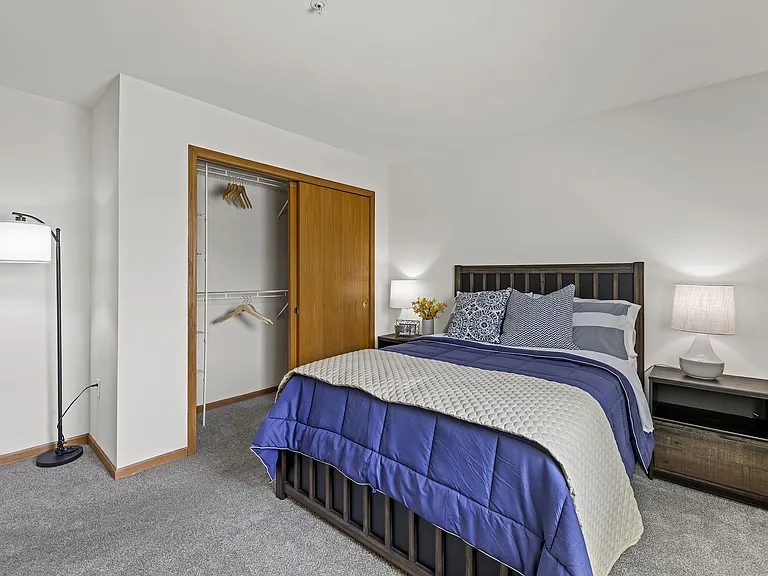 Saddlebrook Apartments Bedroom