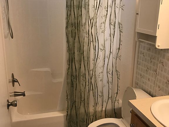 4th image of 1143 Wren Cir