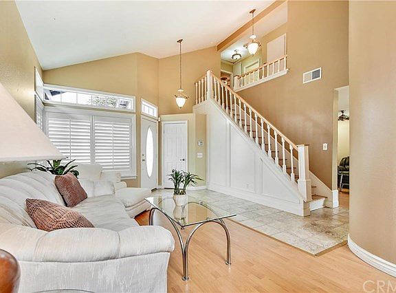 4th image of 3721 Santiago Creek Way