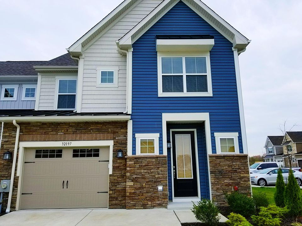 1st image of 32197 Fort Dupont Dr