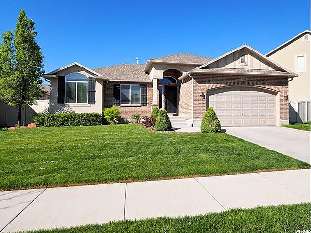 1st image of 4449 W Kootenai St