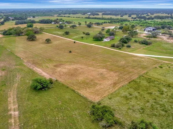 0 Levi Sloan Rd, Victoria, TX 77904