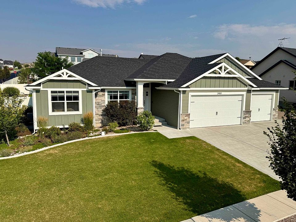 1st image of 2460 Dusk View Ct