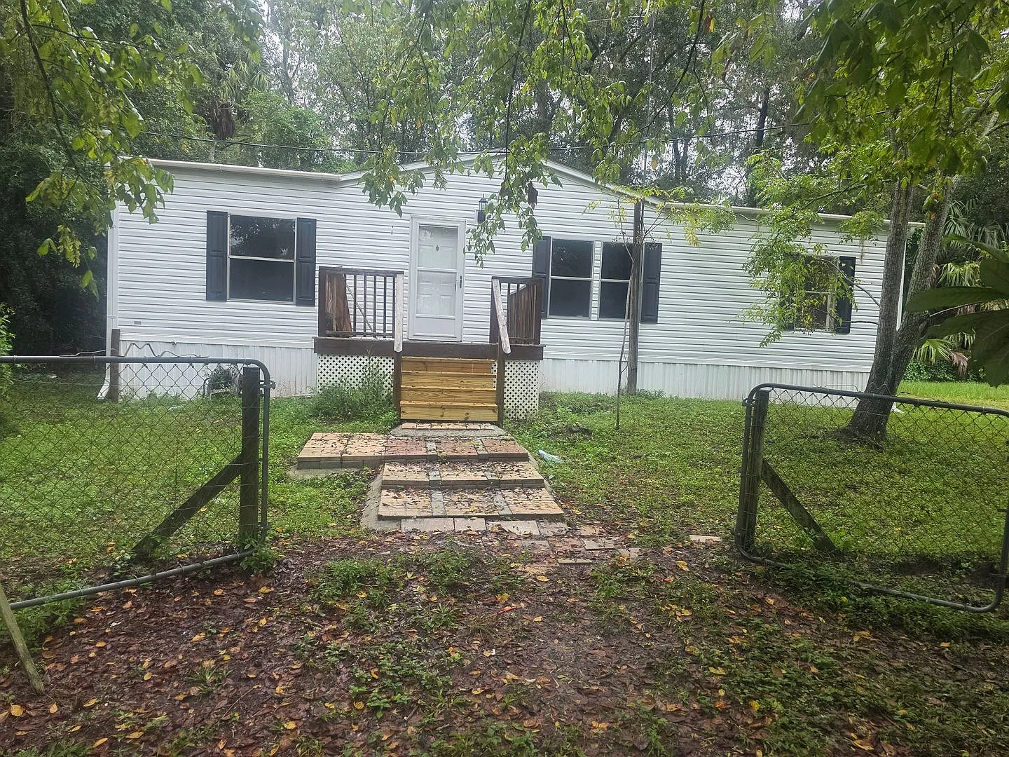 3 bedroom 2 bath Home for Rent — Photo 1