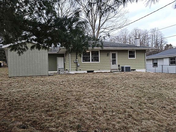 3rd image of 1020 N Osborne Ave
