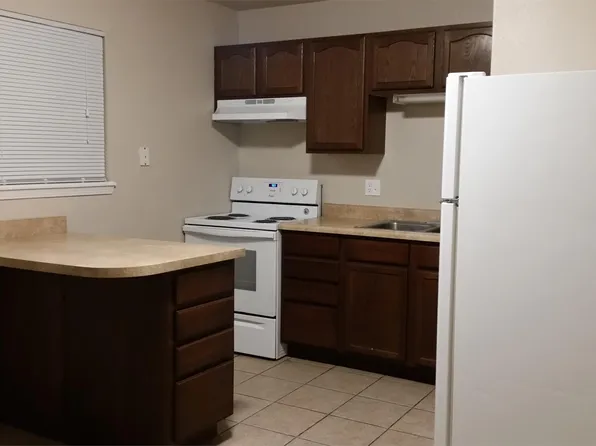 530 N Burk St APT A, Hobbs, NM 88240