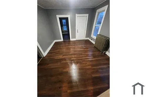 407 W 22nd St #1 Photo 1