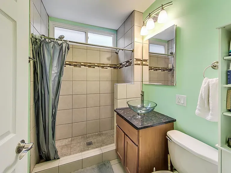 3618 W Dickens Ave #2 — Photo 13