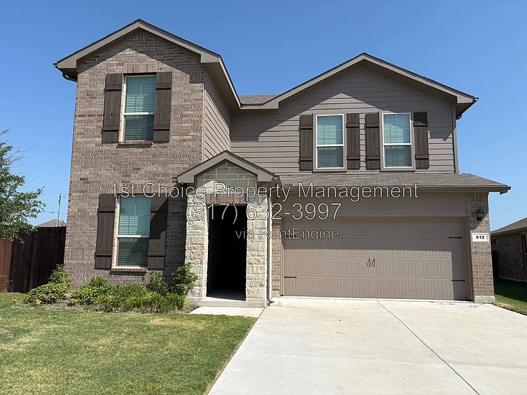 912 Rothville Ln — Photo 1