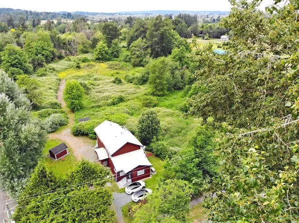 3011 184th St, Surrey, BC V3Z 9V2