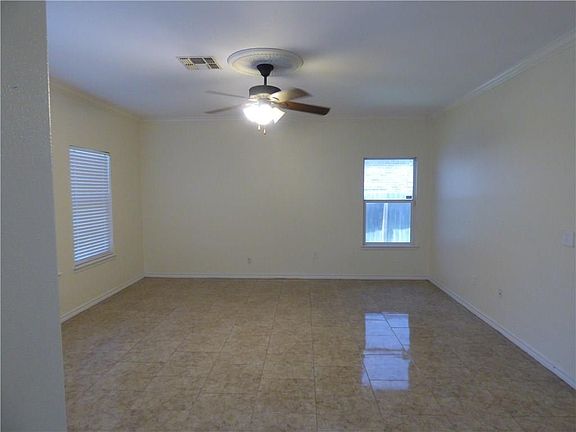 5th image of 7029 Spanish Wood Dr