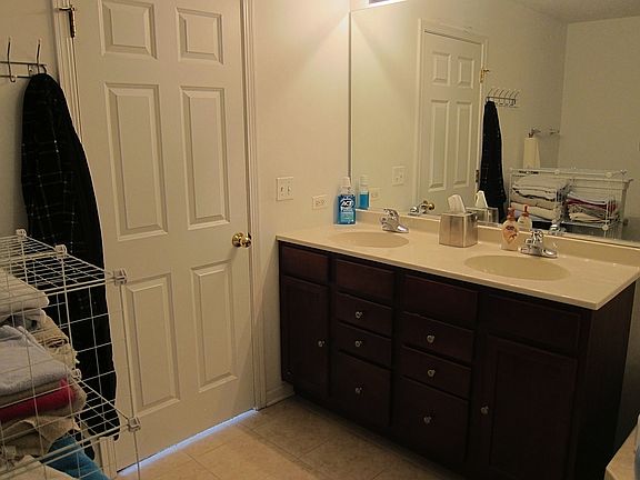 2nd image of 1115 Loganbury Ct
