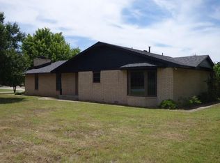 801 Reeves St, Granite, OK 73547