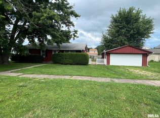 365 S Whitesboro St, Galesburg, IL 61401
