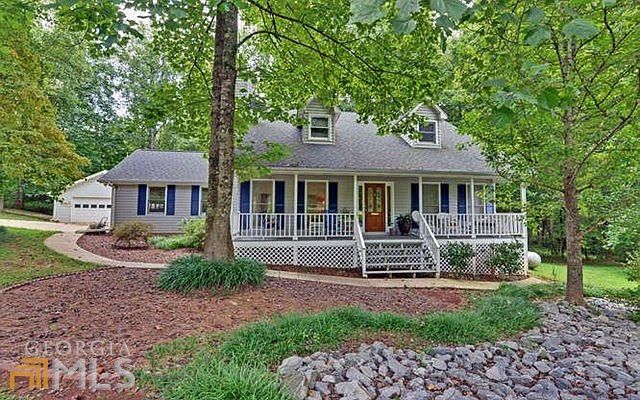 Beautiful cape cod in the wo