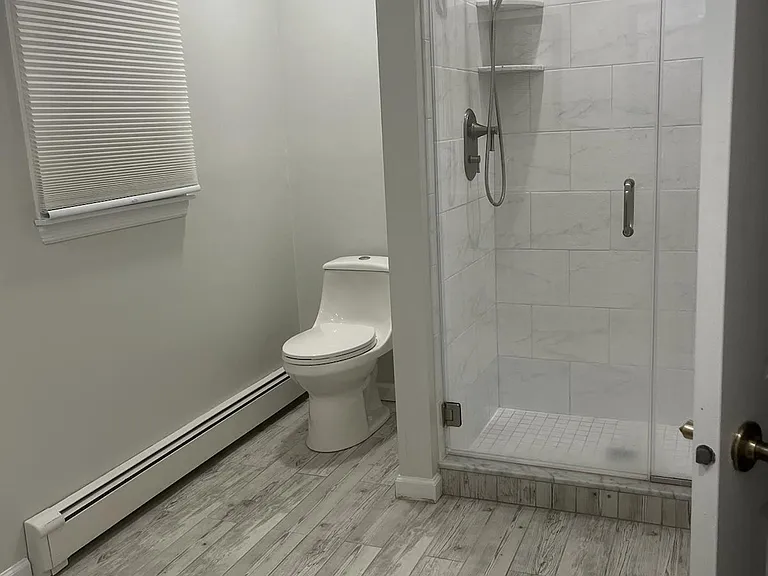1578 N Bay Ave — Photo 16