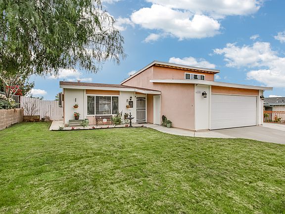 3rd image of 24845 Valecrest Dr