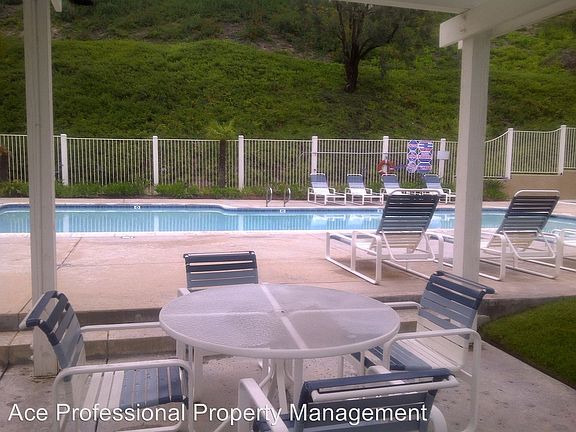 5th image of 740 S Tourmaline Ct