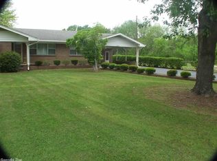 1329 Eureka Gardens Rd, North Little Rock, AR 72117