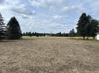7827 Carriage Ln, Stanwood, MI 49346