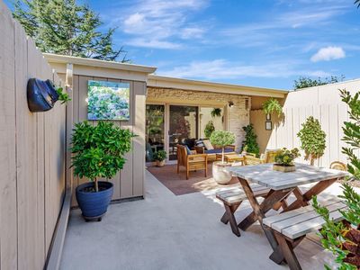196 Hacienda Carmel, Carmel, CA, 93923