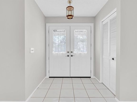 5th image of 4719 Cavendish Dr