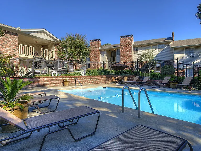 Chenal Place — Photo 12