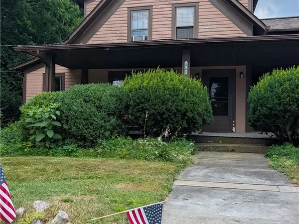 1764 Main St, Peninsula, OH 44264