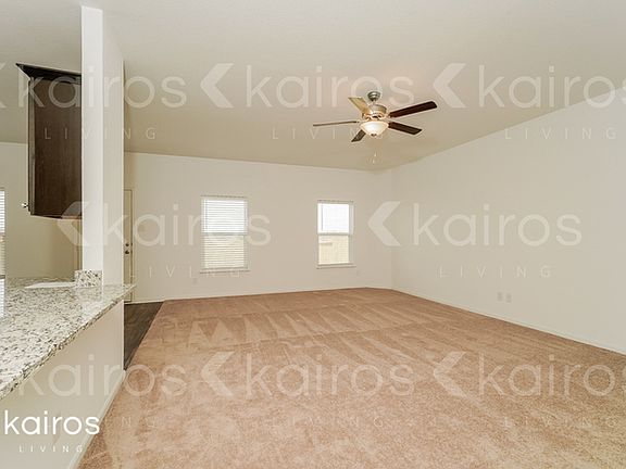 4th image of 962 Shady Brook