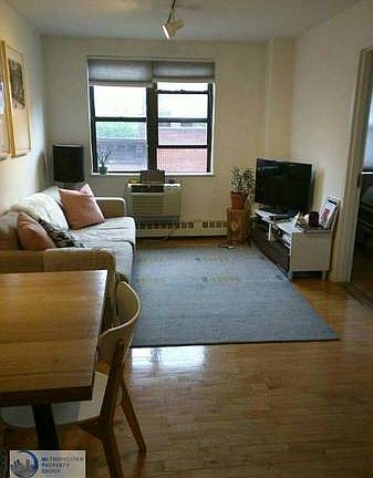 5th image of 49 Ludlow St APT 2B