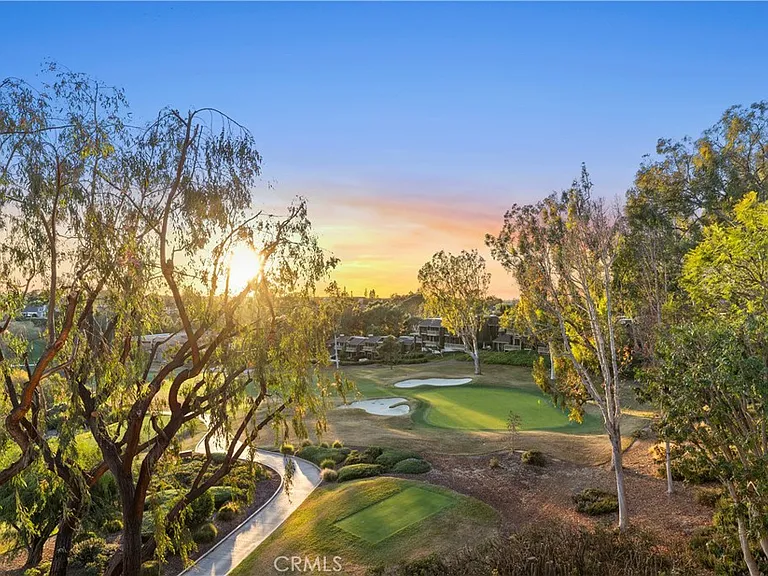 50 Sea Island Dr — Photo 2