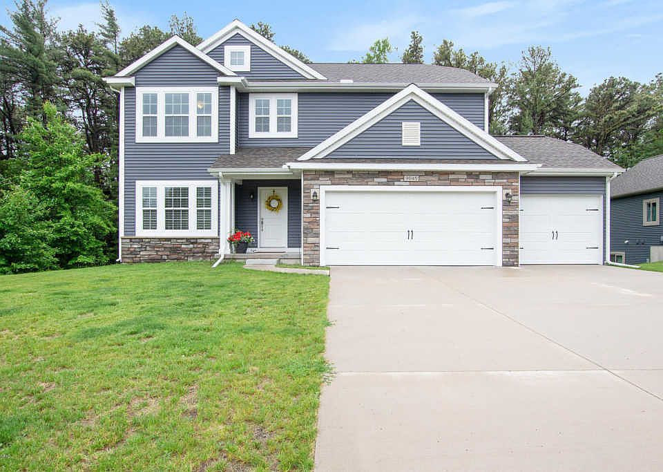 1st image of 9045 Winterberry Dr