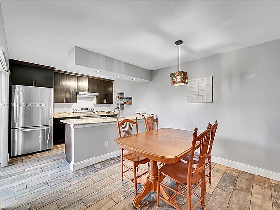 4th image of 5517 NW 59th Pl