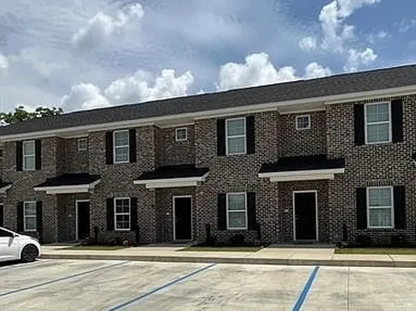 108 Blue St APT N, Darlington, SC 29532